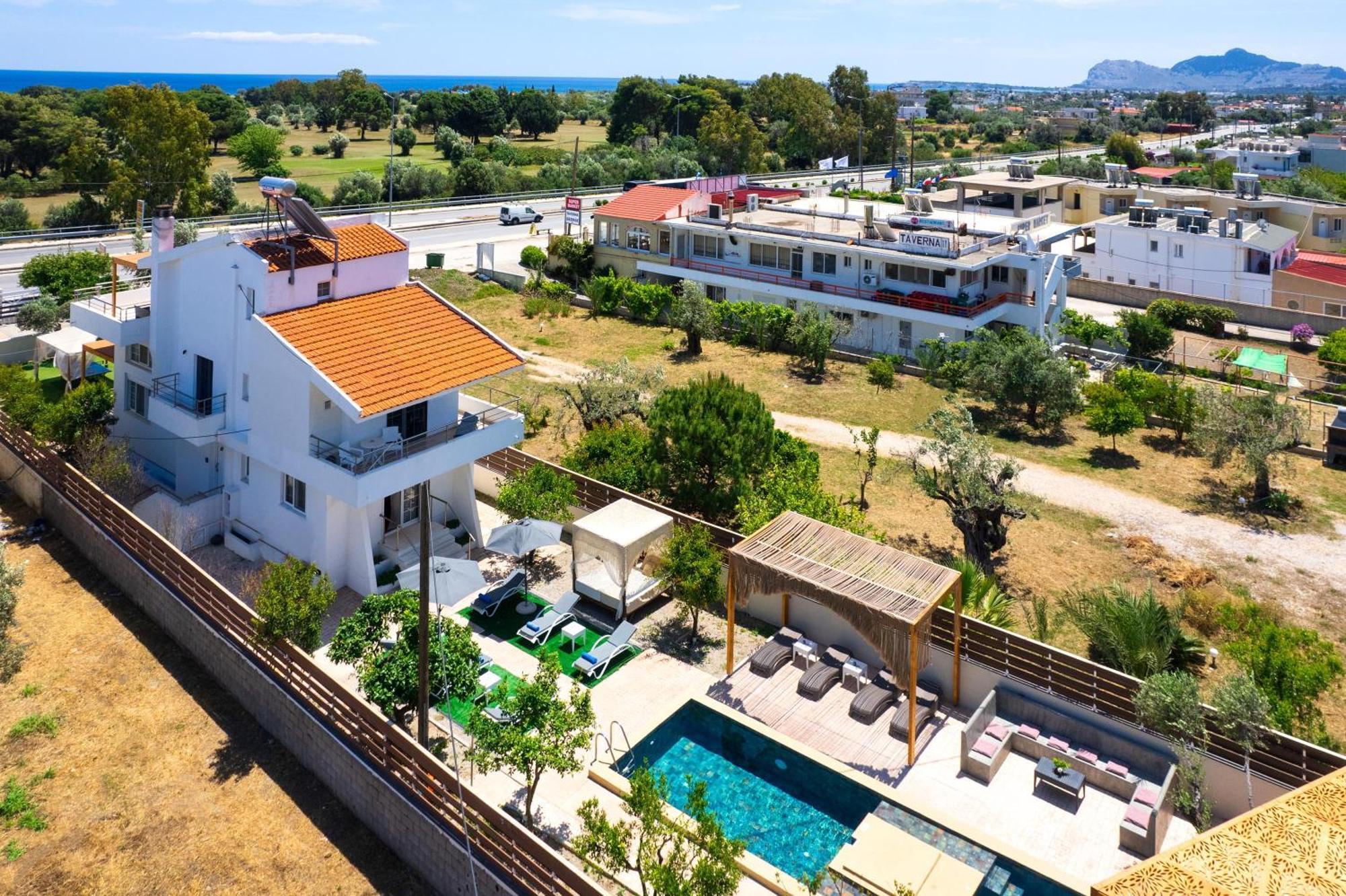 Afantou Golf Luxury Villa Exteriör bild